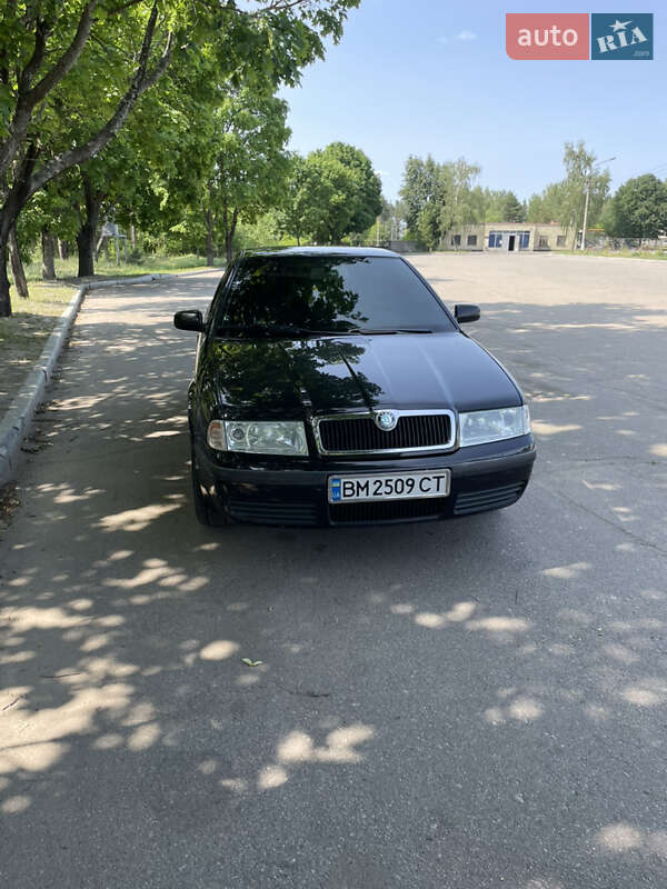 Лифтбек Skoda Octavia 2002 в Сумах