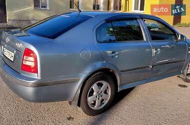 Ліфтбек Skoda Octavia 2002 в 
