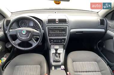 Лифтбек Skoda Octavia 2012 в 