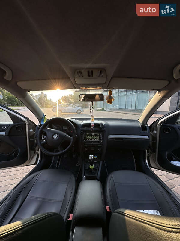 Лифтбек Skoda Octavia 2005 в Хмельницком