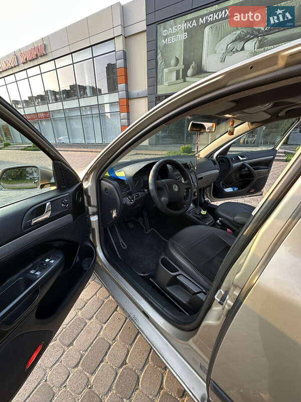 Лифтбек Skoda Octavia 2005 в Хмельницком