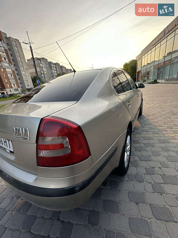 Лифтбек Skoda Octavia 2005 в Хмельницком
