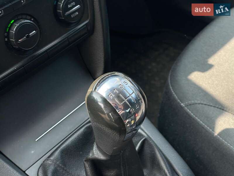 Лифтбек Skoda Octavia 2008 в Киеве