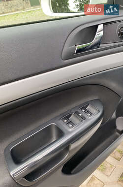 Универсал Skoda Octavia 2012 в 
