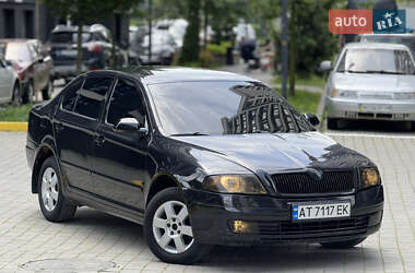 Лифтбек Skoda Octavia 2005 в 