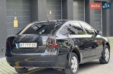 Лифтбек Skoda Octavia 2005 в 