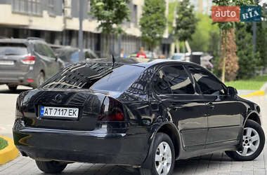 Лифтбек Skoda Octavia 2005 в 