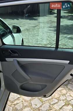 Универсал Skoda Octavia 2011 в 