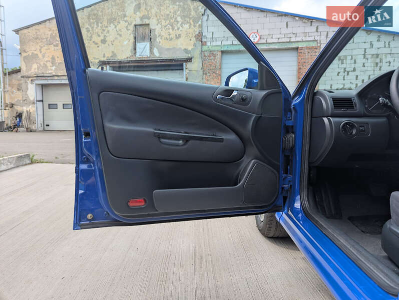 Універсал Skoda Octavia 2006 в Чернігові