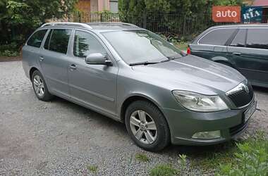 Універсал Skoda Octavia 2012 в Шепетівці