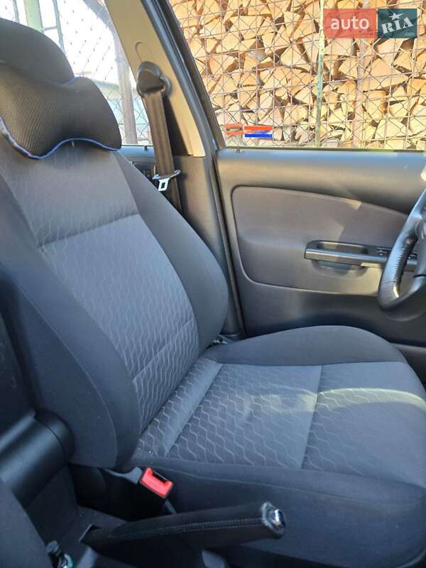 Універсал Skoda Octavia 2004 в Черкасах