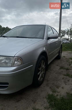 Лифтбек Skoda Octavia 2009 в 