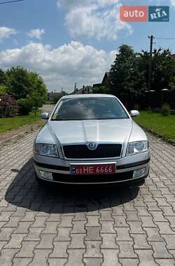 Лифтбек Skoda Octavia 2006 в 