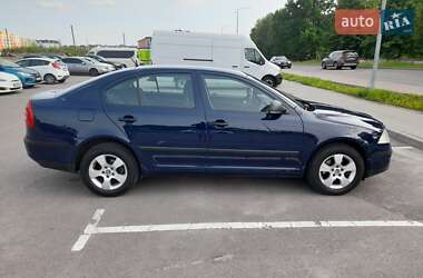 Лифтбек Skoda Octavia 2011 в 