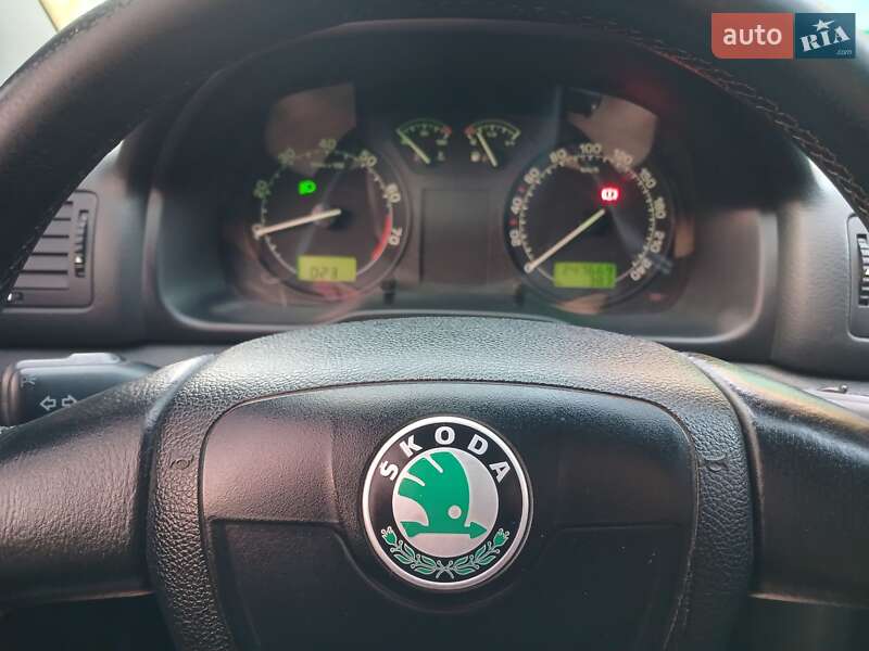 Лифтбек Skoda Octavia 2009 в Чернобае