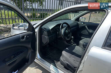 Лифтбек Skoda Octavia 2006 в 