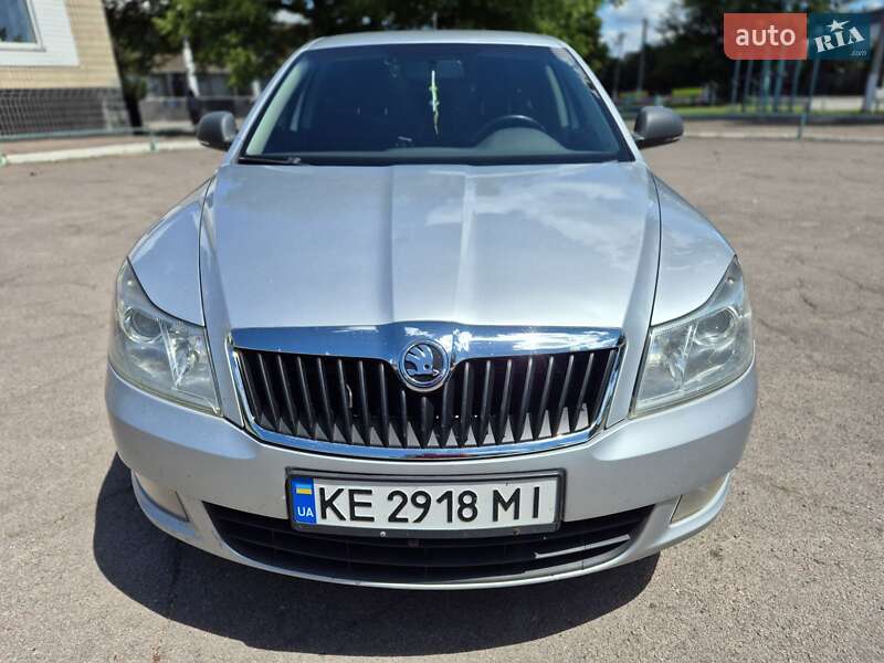 Лифтбек Skoda Octavia 2012 в 