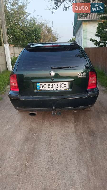 Универсал Skoda Octavia 2000 в Березному