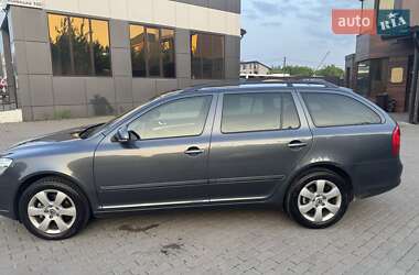 Универсал Skoda Octavia 2010 в 