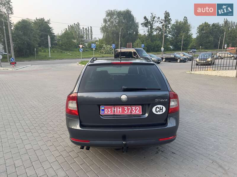 Универсал Skoda Octavia 2010 в Ровно