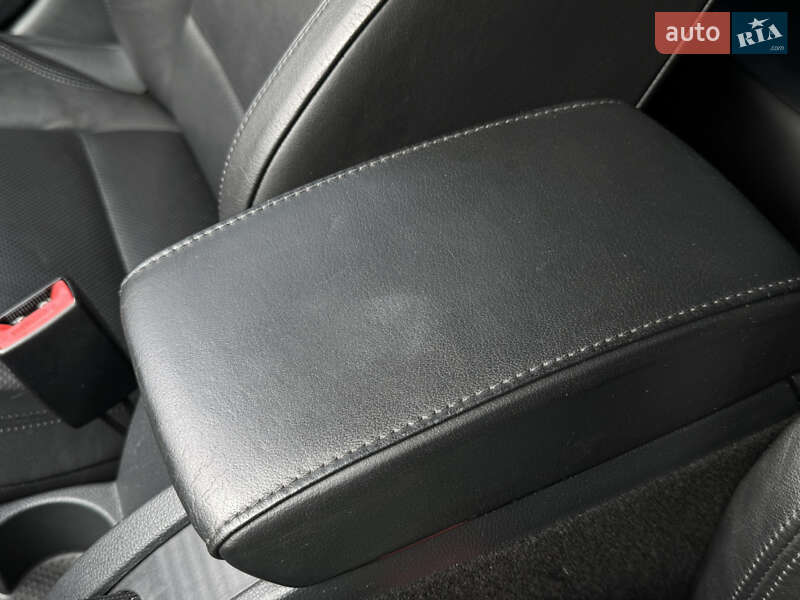 Универсал Skoda Octavia 2011 в Чернигове