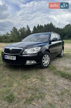 Універсал Skoda Octavia 2009 в Охтирці