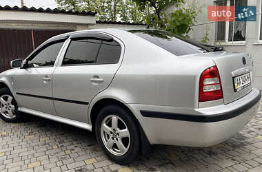 Лифтбек Skoda Octavia 2002 в Врадиевке