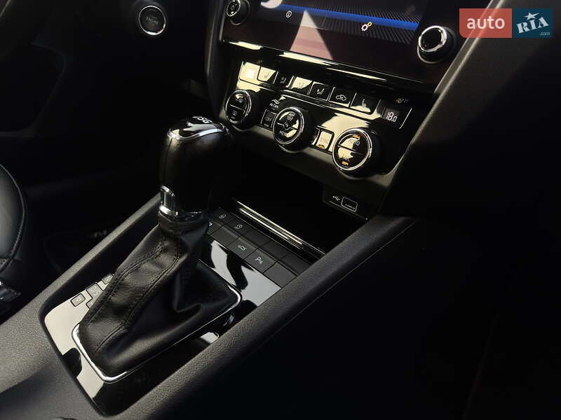 Универсал Skoda Octavia 2020 в Житомире