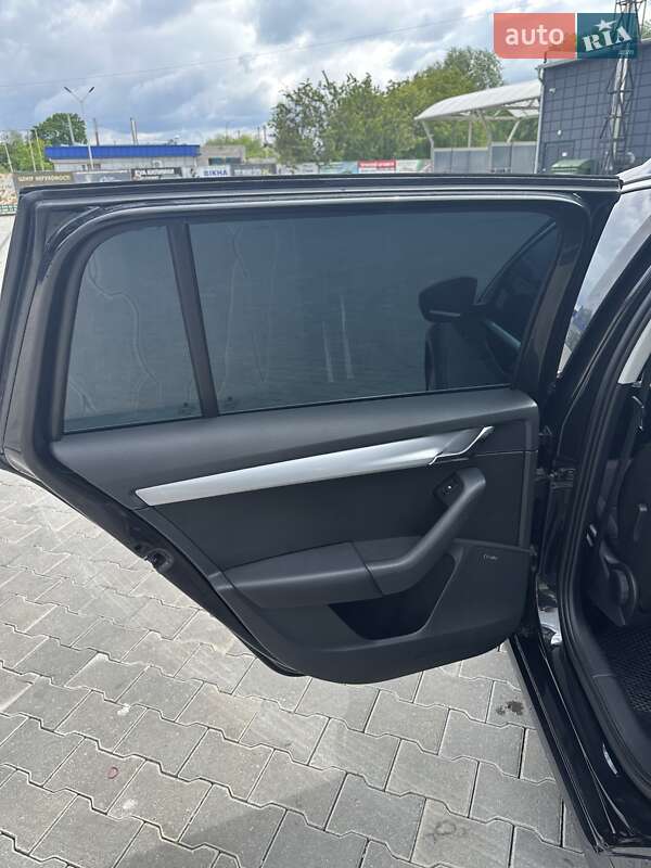 Универсал Skoda Octavia 2015 в Звягеле