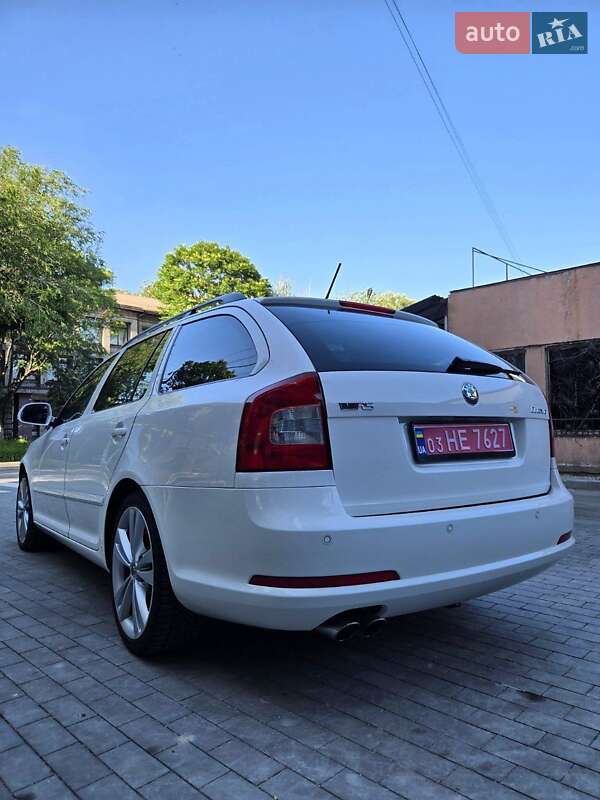 Універсал Skoda Octavia 2012 в Кам'янському