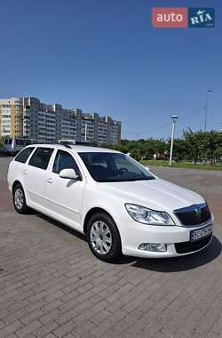 Универсал Skoda Octavia 2012 в Львове