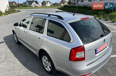 Універсал Skoda Octavia 2012 в 