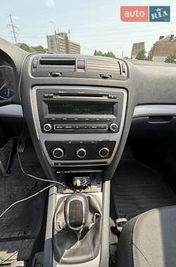 Лифтбек Skoda Octavia 2012 в 