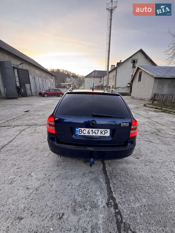 Универсал Skoda Octavia 2007 в Бориславе