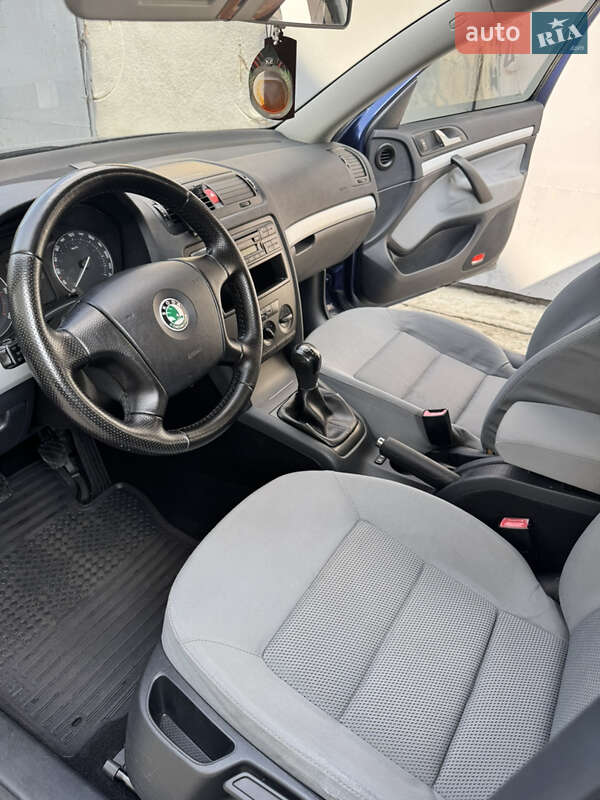 Универсал Skoda Octavia 2007 в Бориславе