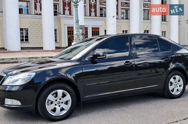 Ліфтбек Skoda Octavia 2010 в Жовтих Водах