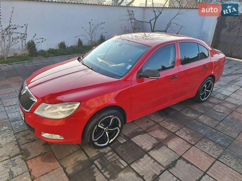 Лифтбек Skoda Octavia 2011 в 