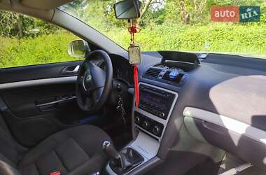 Универсал Skoda Octavia 2010 в 