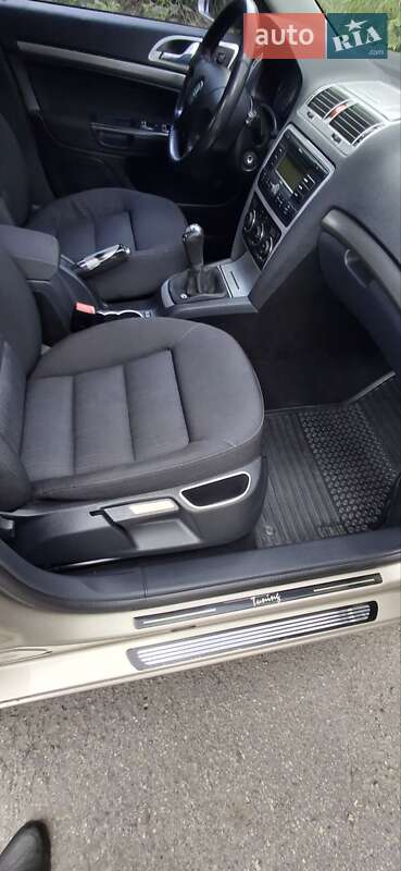 Ліфтбек Skoda Octavia 2005 в Львові
