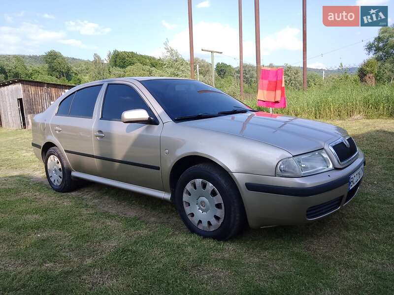 Лифтбек Skoda Octavia 2006 в Дрогобыче