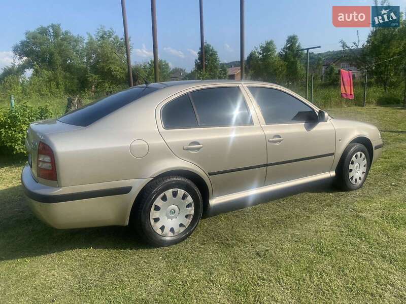 Лифтбек Skoda Octavia 2006 в Дрогобыче