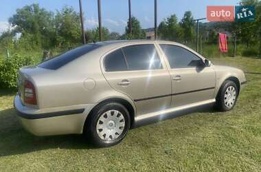Ліфтбек Skoda Octavia 2006 в 