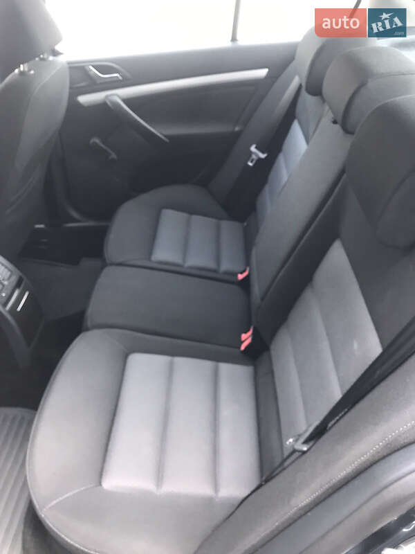 Лифтбек Skoda Octavia 2006 в Луцке