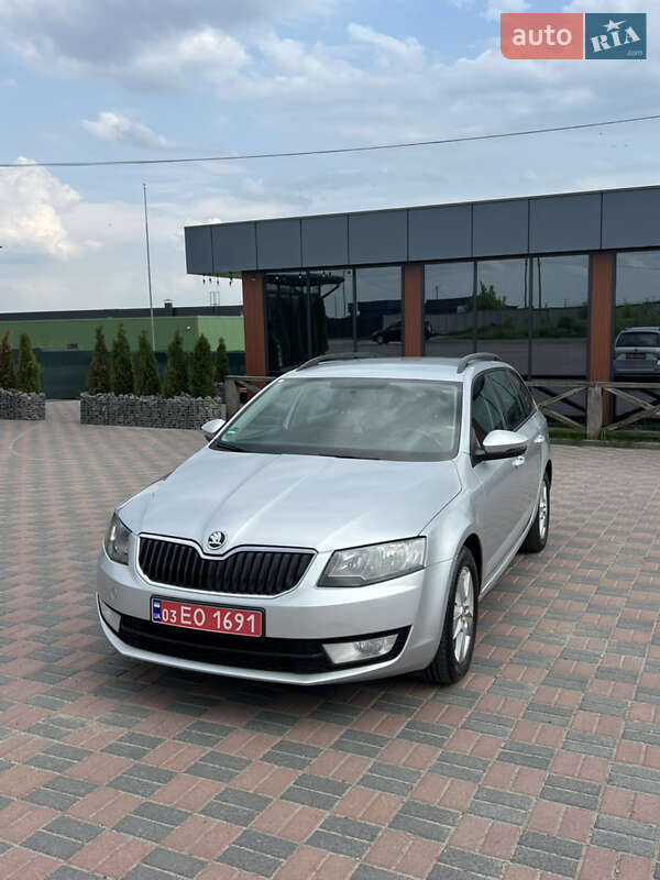 Универсал Skoda Octavia 2016 в Ровно