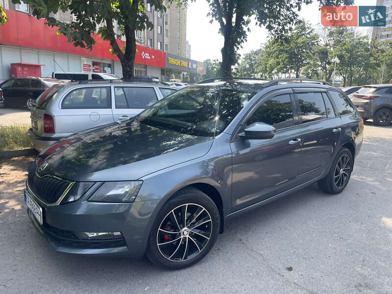 Универсал Skoda Octavia 2018 в Киеве