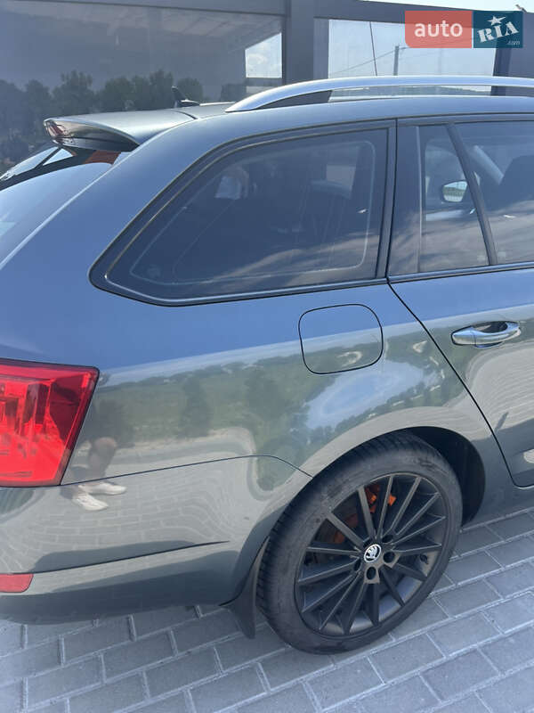 Универсал Skoda Octavia 2016 в Золочеве