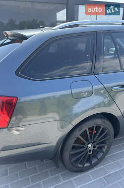 Универсал Skoda Octavia 2016 в 