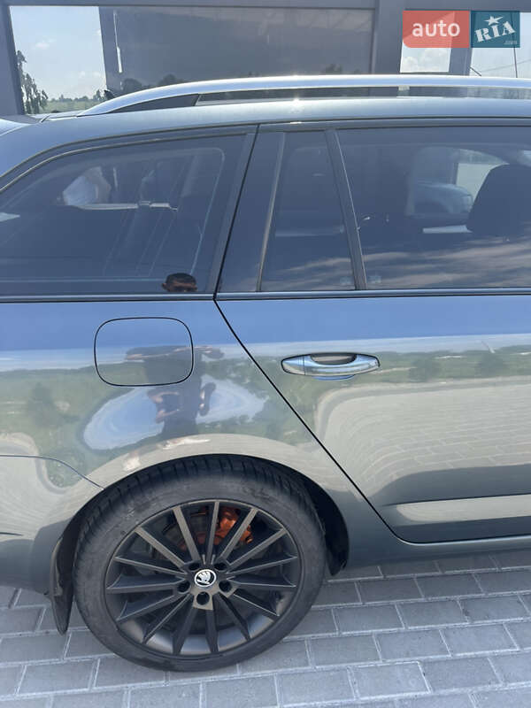 Универсал Skoda Octavia 2016 в Золочеве