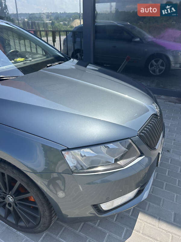 Универсал Skoda Octavia 2016 в Золочеве