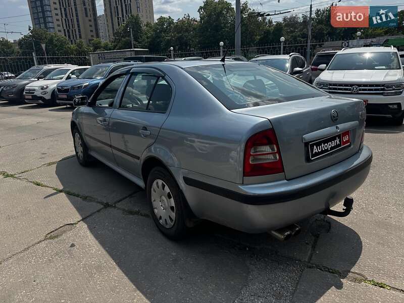 Лифтбек Skoda Octavia 2001 в Харькове